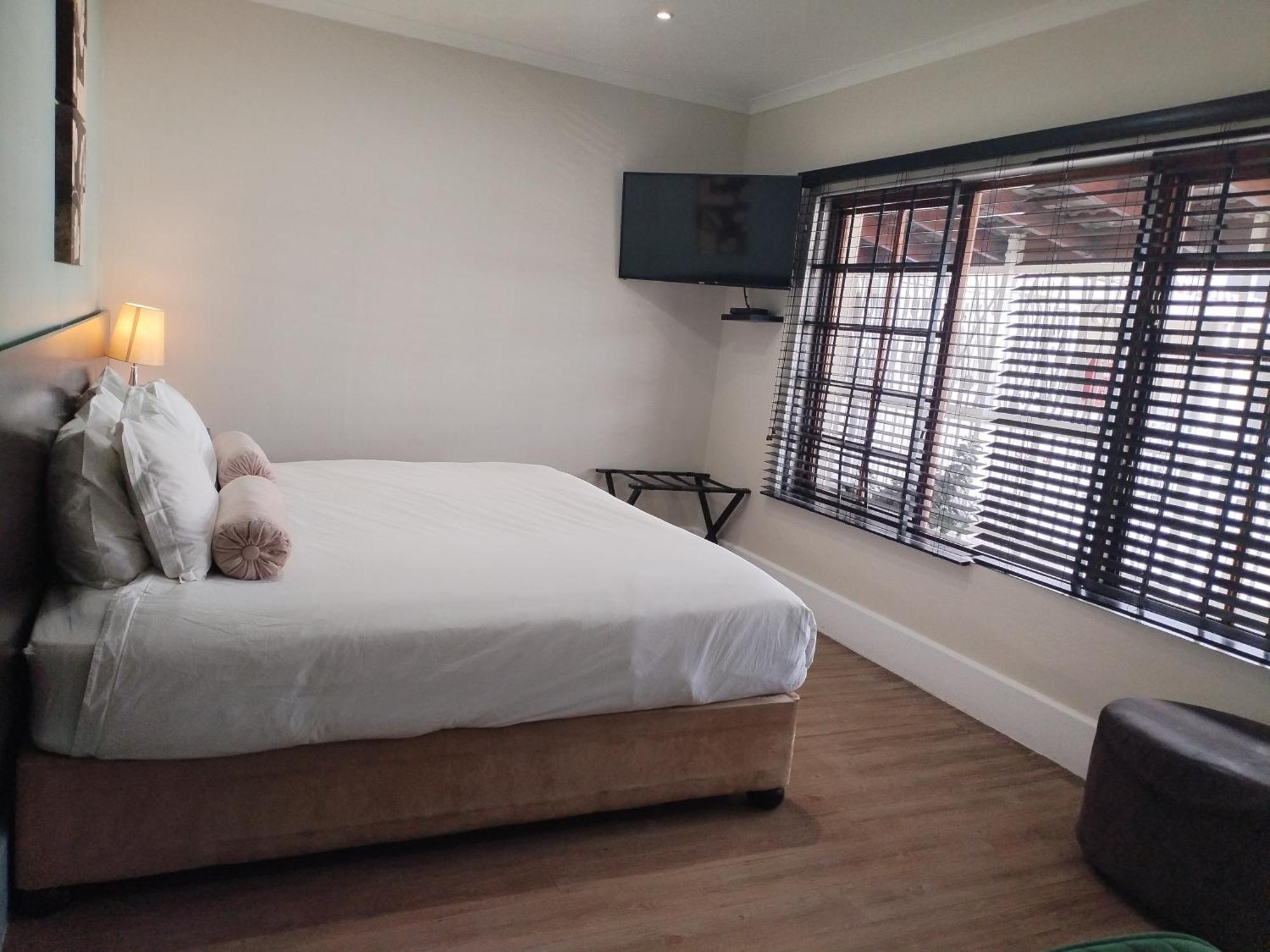 Mypond Stenden Hotel Port Alfred Ruang foto