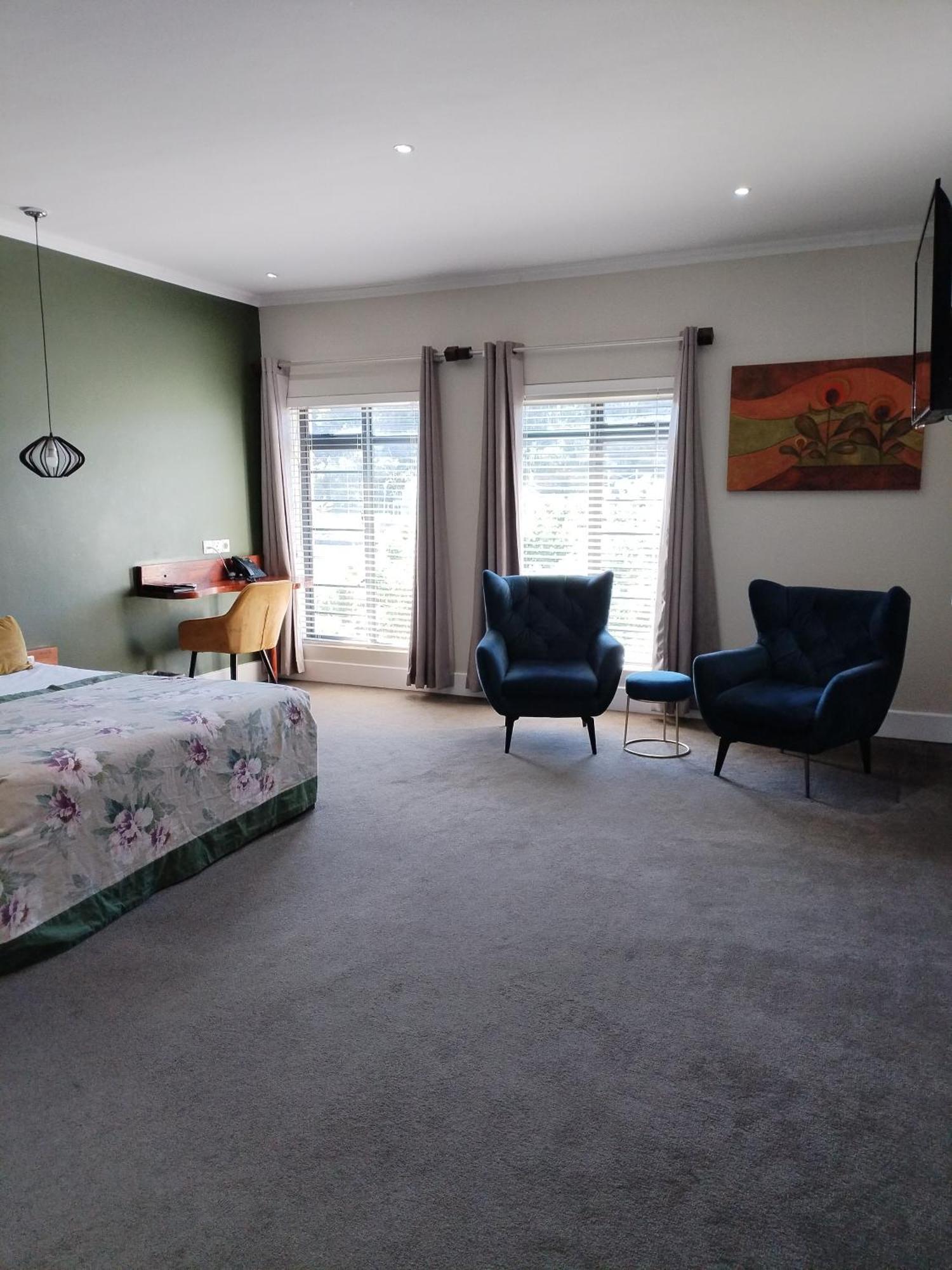 Mypond Stenden Hotel Port Alfred Ruang foto