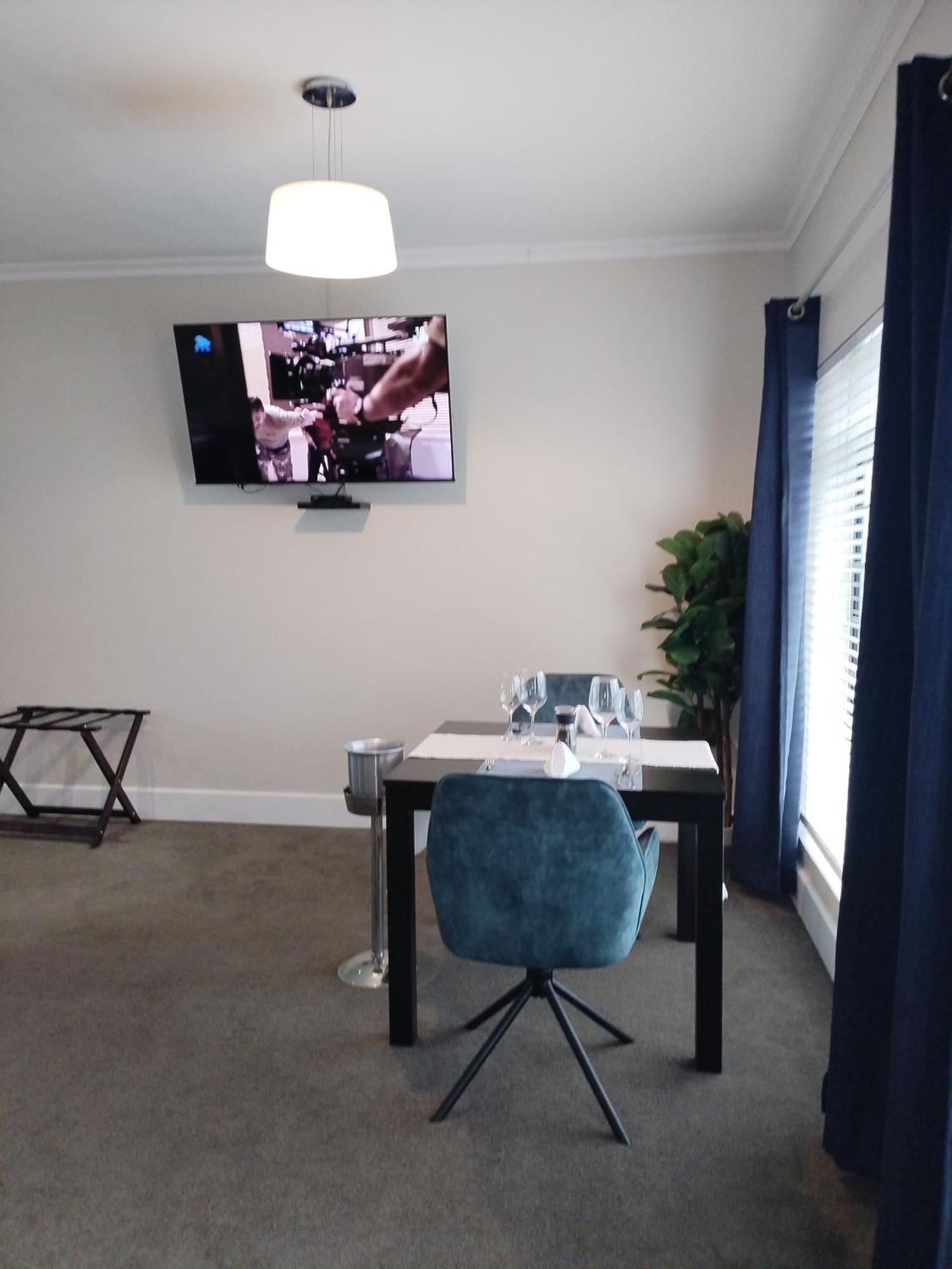 Mypond Stenden Hotel Port Alfred Ruang foto